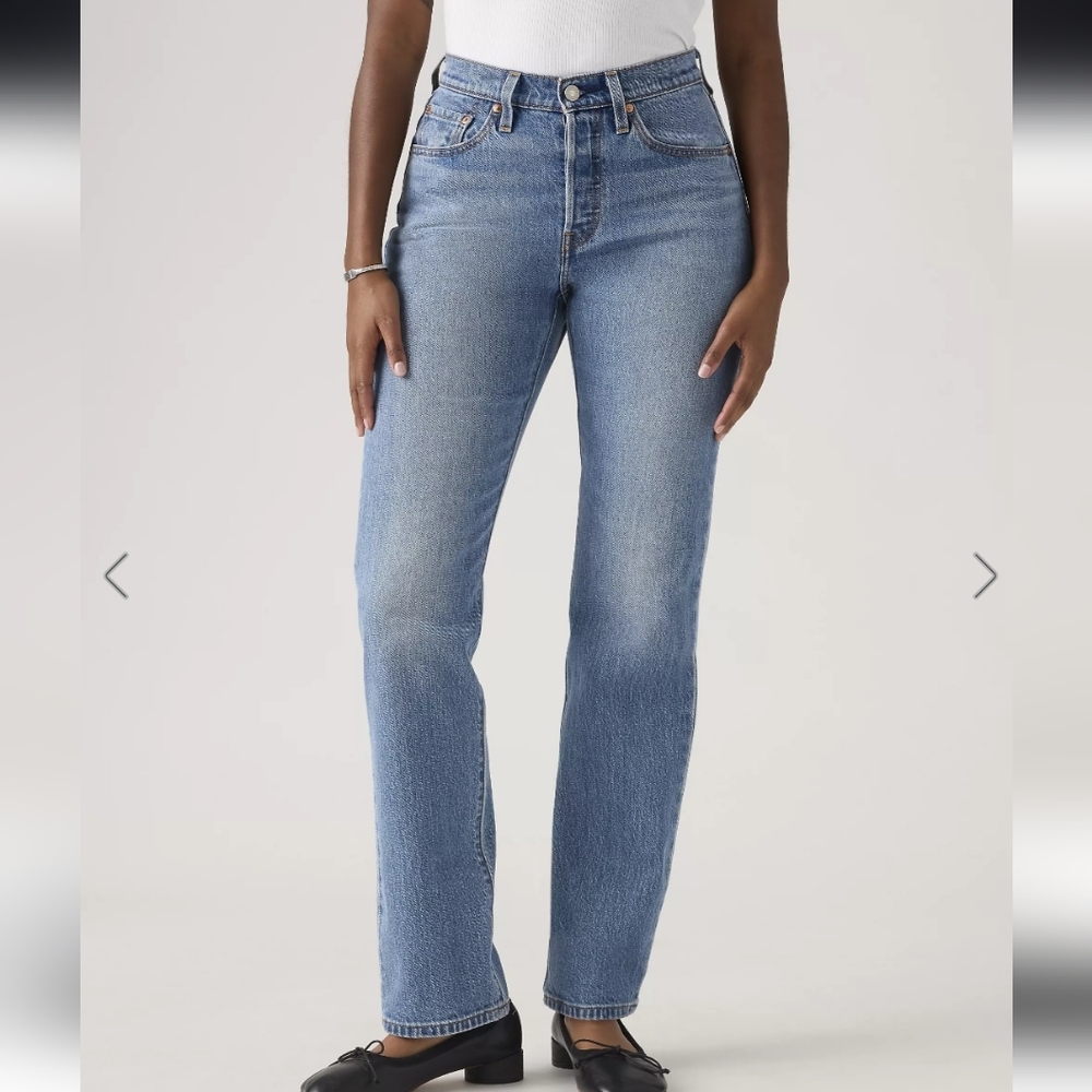 Levis 501 Curve Stretch Jeans - Picture 3 of 3